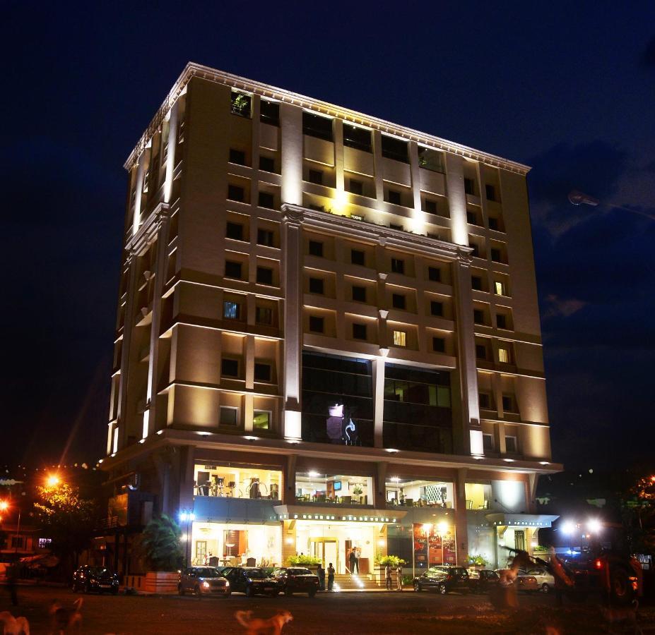 Hotel De Sovrani Kalkata Exteriér fotografie